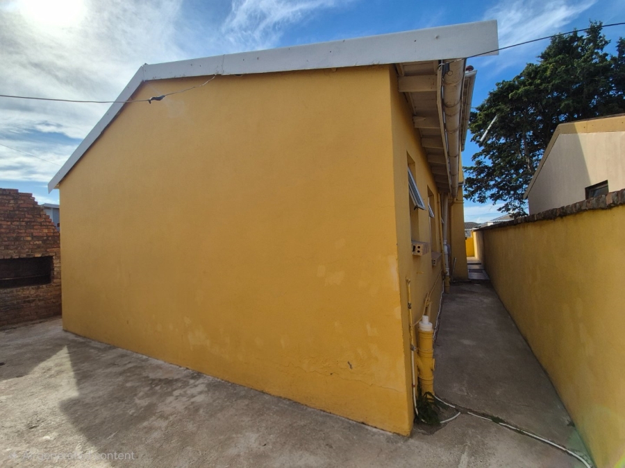 4 Bedroom Property for Sale in Motherwell Nu 6 Eastern Cape